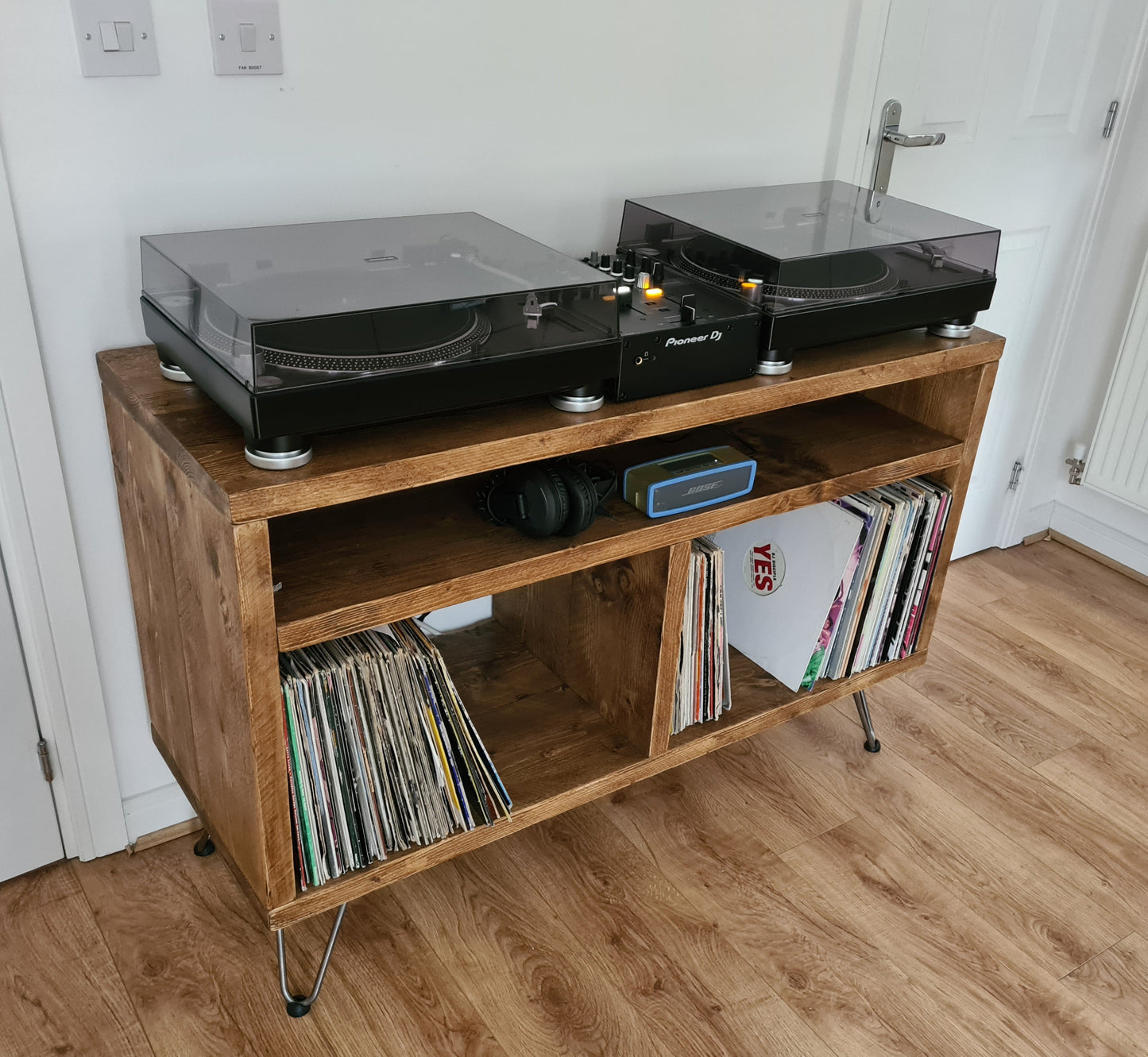 Grynberg - Vinyl Storage Cabinet with Amp Shelf