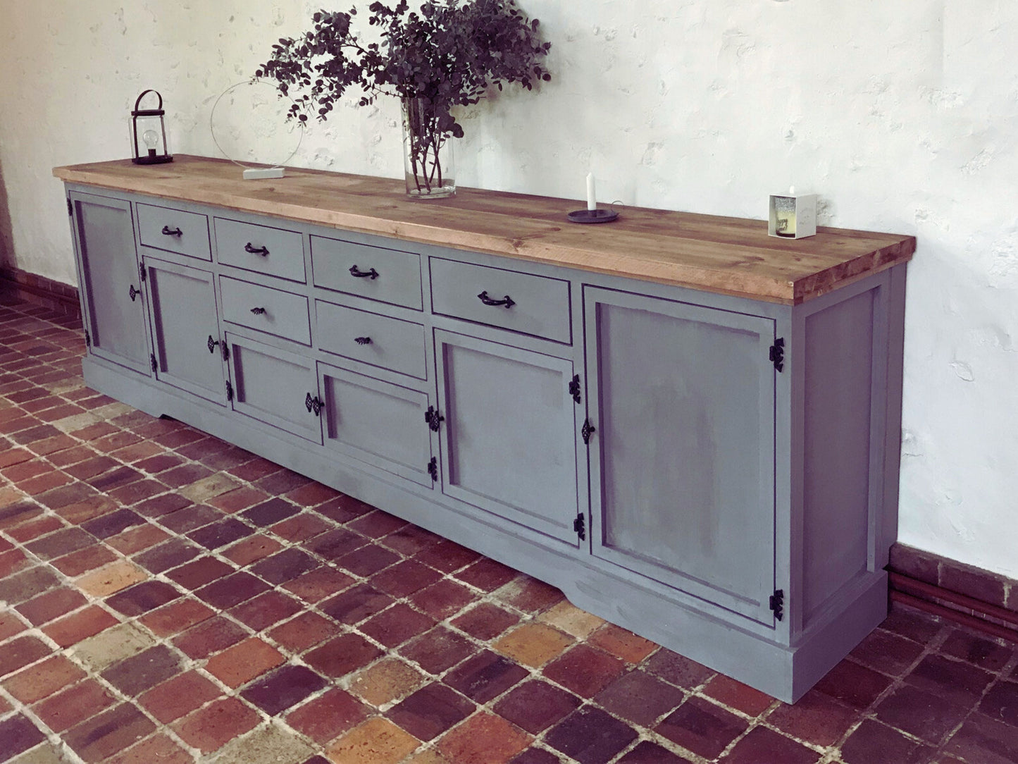 Rauffen Farmhouse Sideboard – Pictured Anthracite Finish