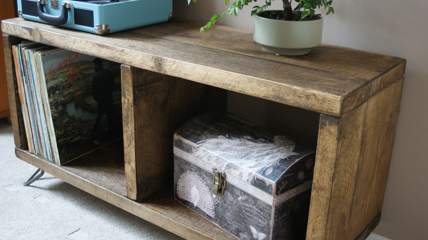 Wurloh – Low Vinyl Storage Cabinet