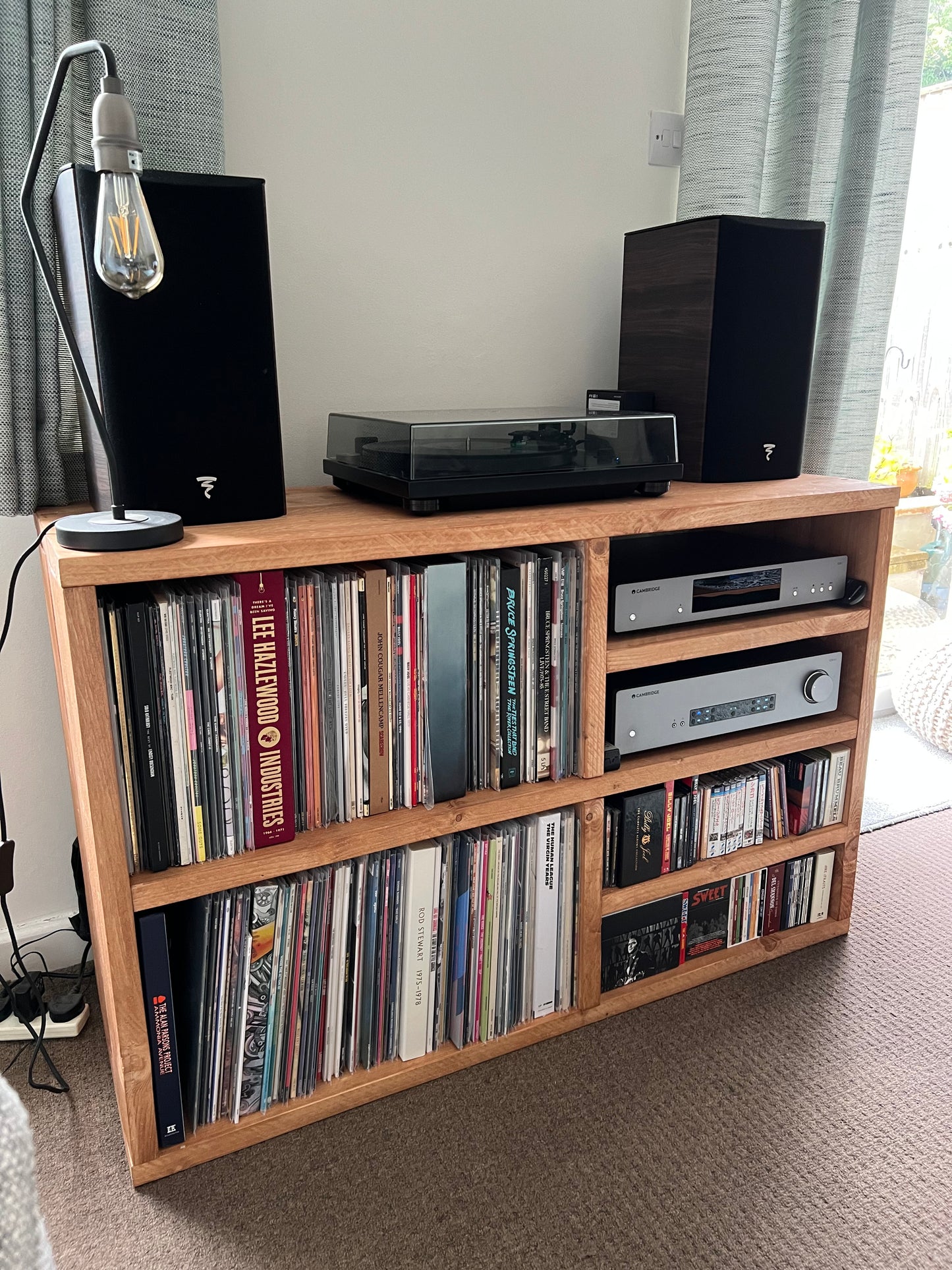Ecknor – Vinyl Record & CD Storage Cabinet