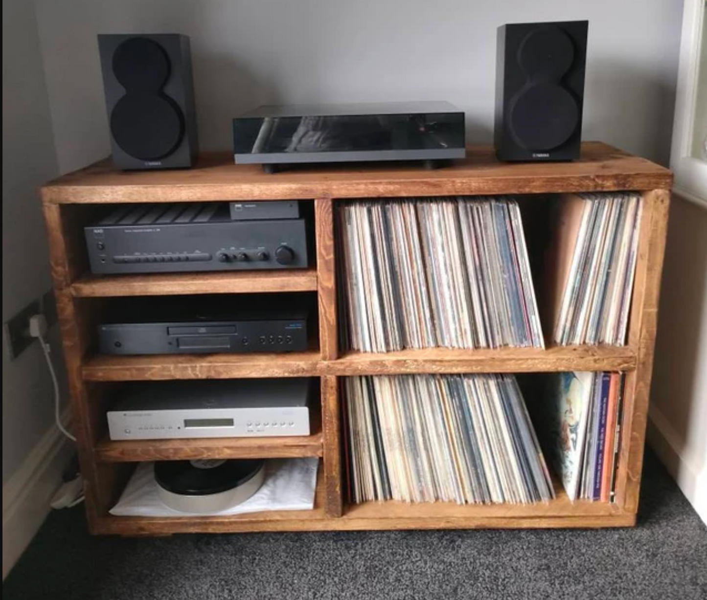 Ecknor – Vinyl Record & CD Storage Cabinet